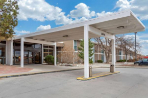  Quality Inn & Suites Canon City  Canon City